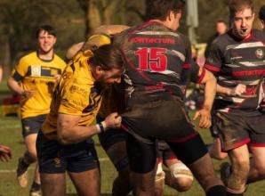 Undefeated Henley top league after 62-0 rout