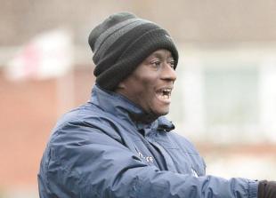 Red card proves costly as Marlow's momentum stalls but Flackwell battle back to win