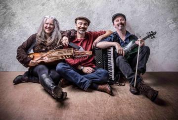 Live Music Lunch Club: New roots music group perform over lunch