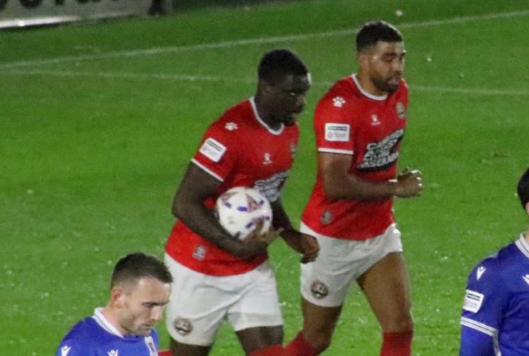 Magpies grounded again as AFC Totton edge tight encounter at the Snows Stadium