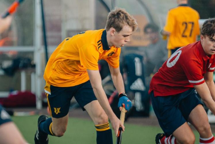 Newbury hit back to earn share of spoils