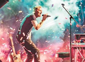 Reading to light up the room and fly the flag for Coldplay