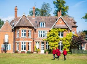 Small classes and top pastoral care