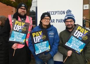 Henley College teachers walk out over pay?