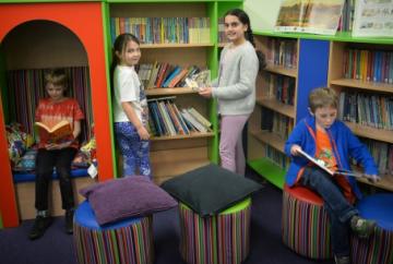 School unveils refurbished library to make reading fun