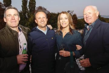 £10,000 raised by party in memory of rugby veteran
