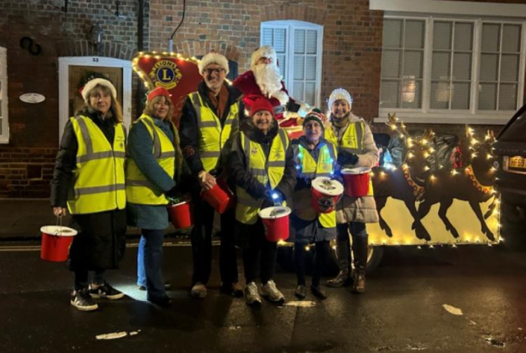 See Father Christmas on sleigh tour