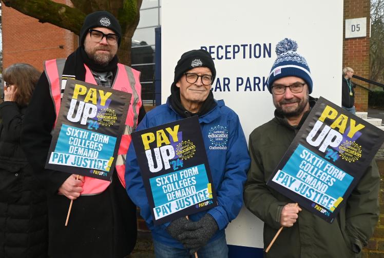 Henley College teachers walk out over pay?