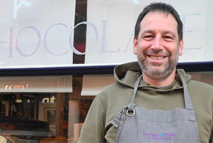 Chocolatiers forced into price rise by cocoa cost 