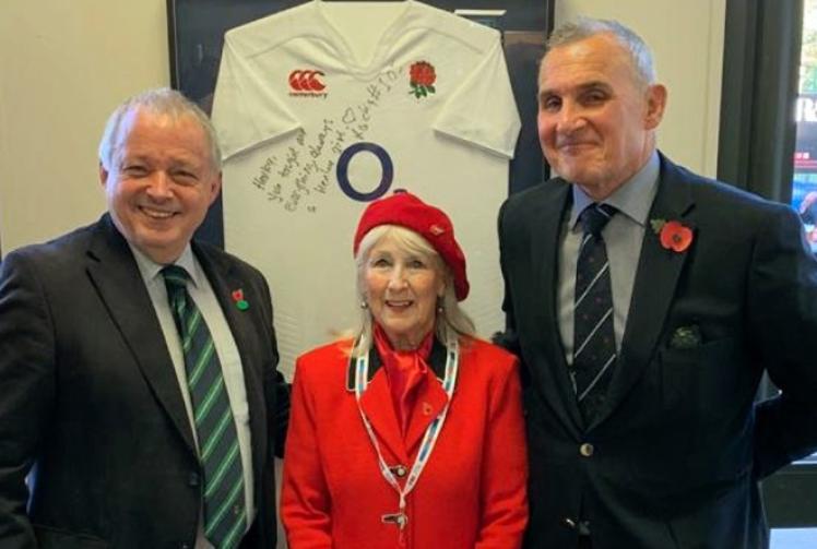 Rugby club backs Poppy Appeal