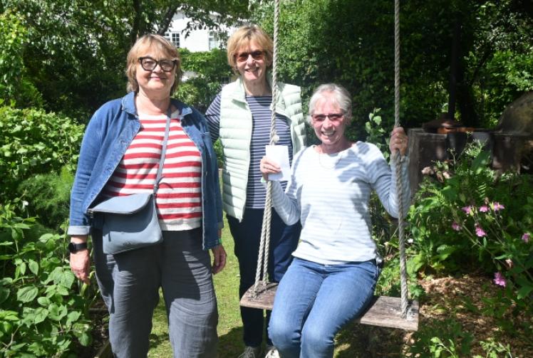 Binfield heath open garden 270525