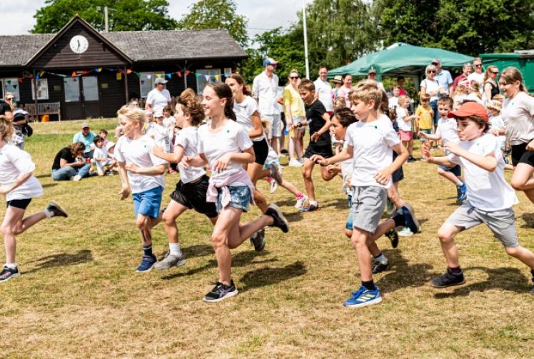Full marks for rainbow runners