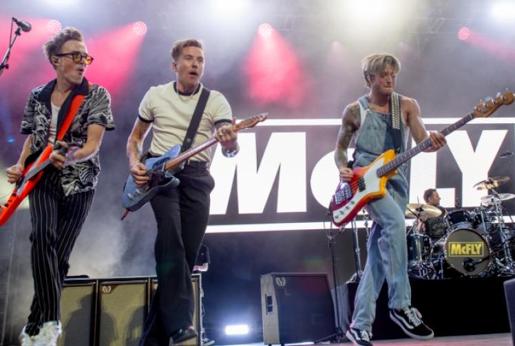 Weather is best warm-up act for festival stars