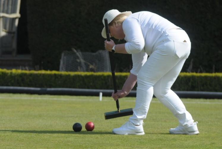Home advantage helps Phyllis Court sides keep national treble hopes alive
