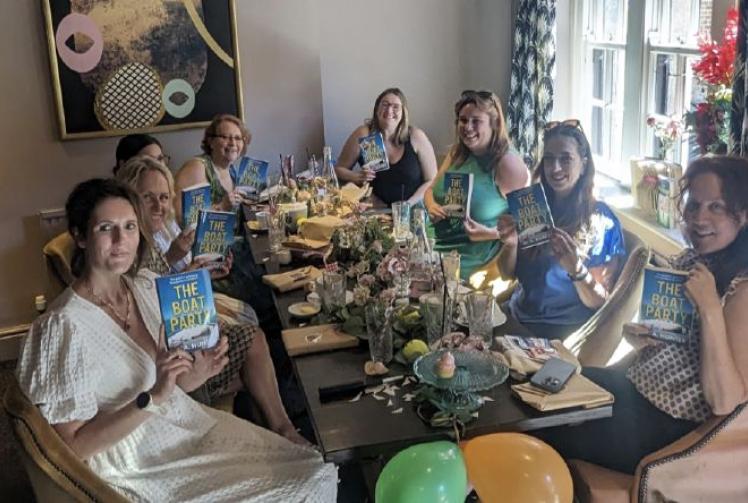Share thoughts in safe company of other readers over brunch