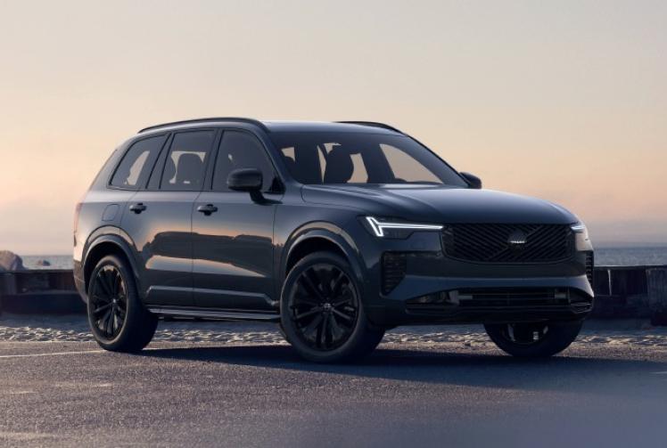 Premium SUV available in three new colours